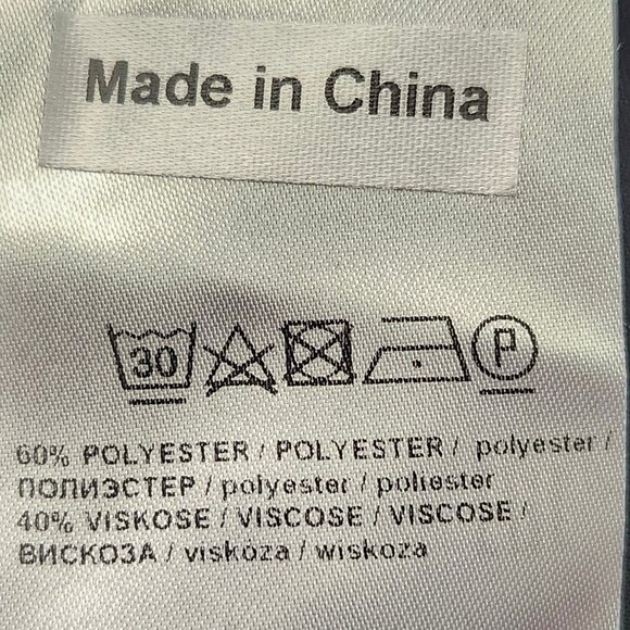 Marc Aurel Women's Black Sleeveless Top W/Attached Necklace Size 36 - Picture 7 of 8